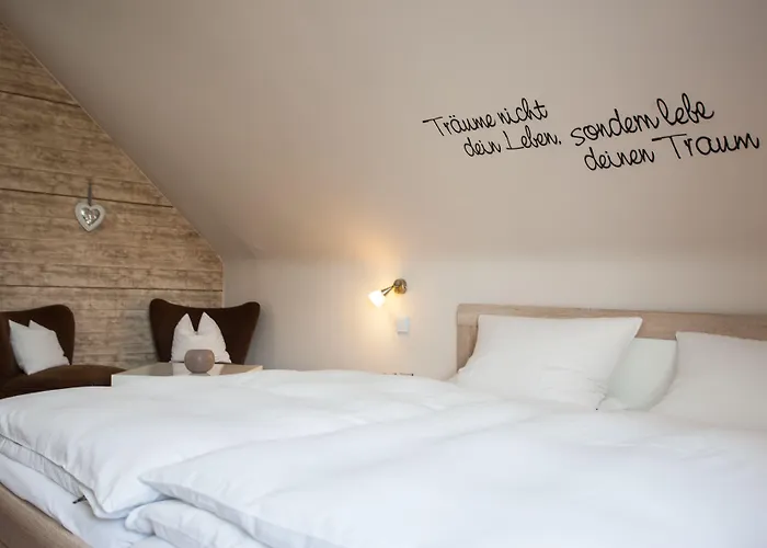 Konukevi Haus Brieden 3*